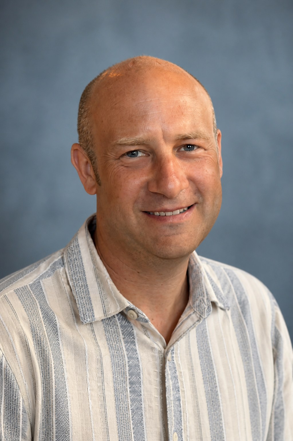 Portrait of Barry Collins, founder of Organised & Co